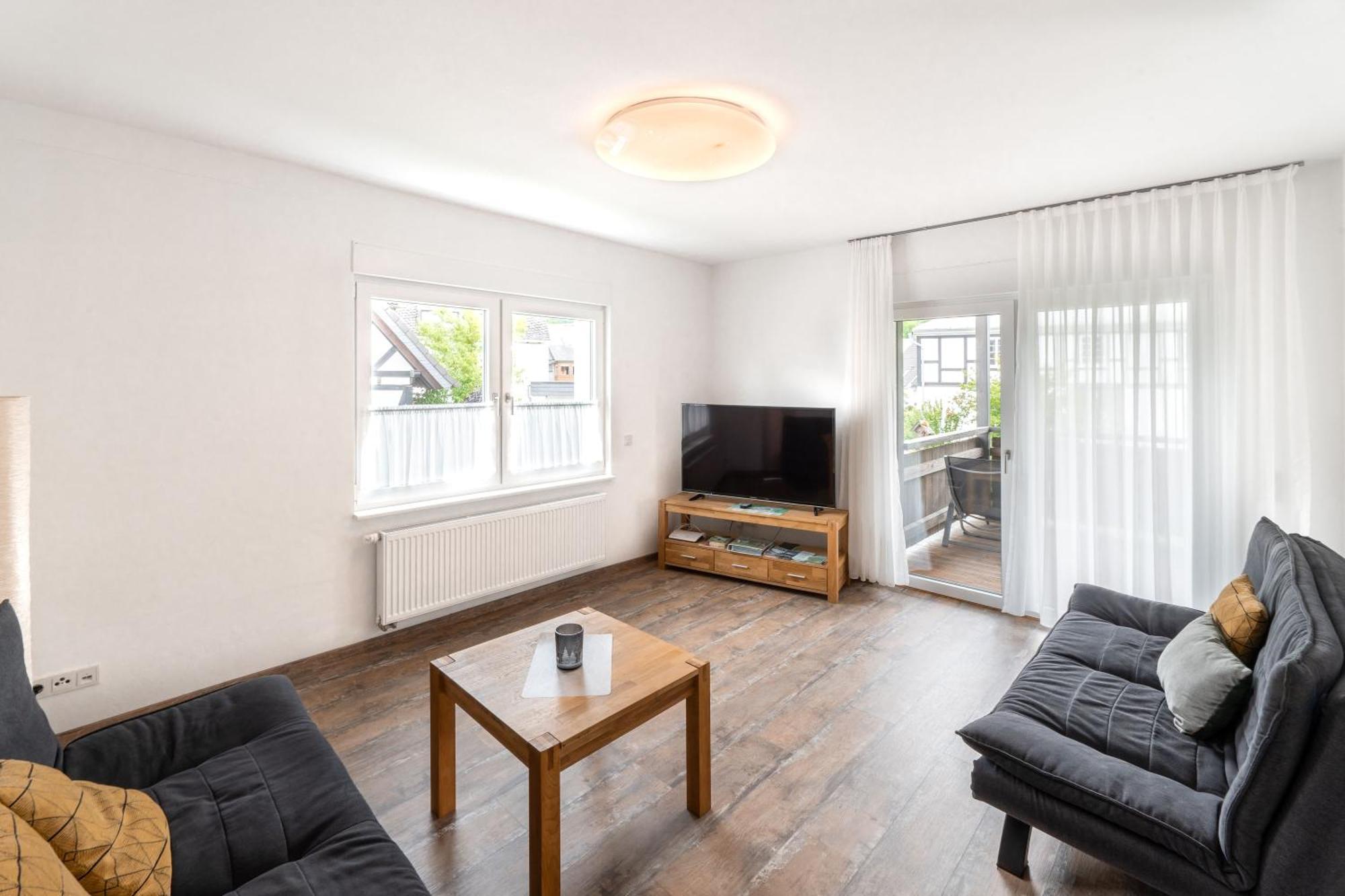 Ferienwohnung Haus An Der Lenne レンネシュタット エクステリア 写真